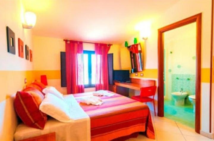 Villa Sunset B&B/Apartments Fontane Bianche Exterior photo
